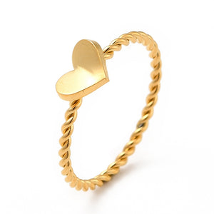 Dainty Heart Ring