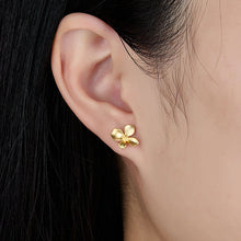 Cargar imagen en el visor de la galería, Leah Stud Earrings
